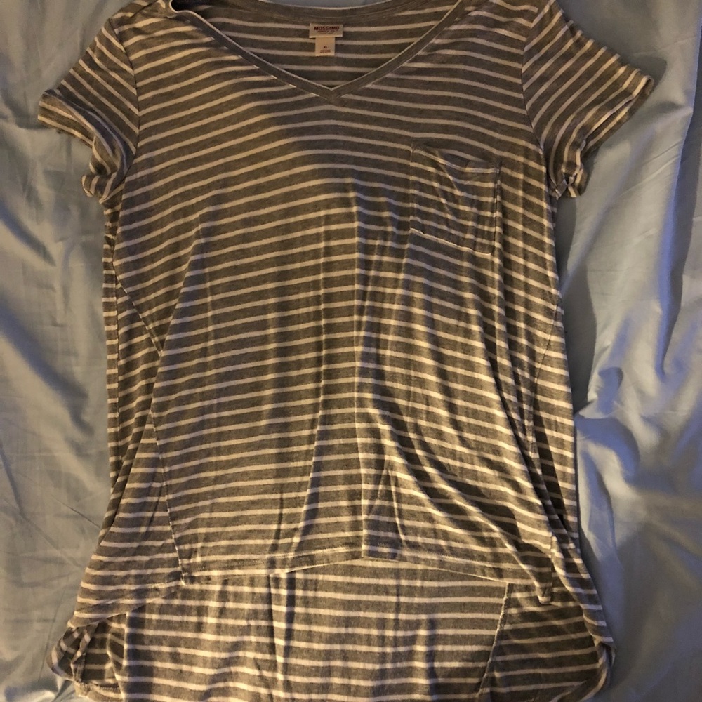 Mossimo V-neck